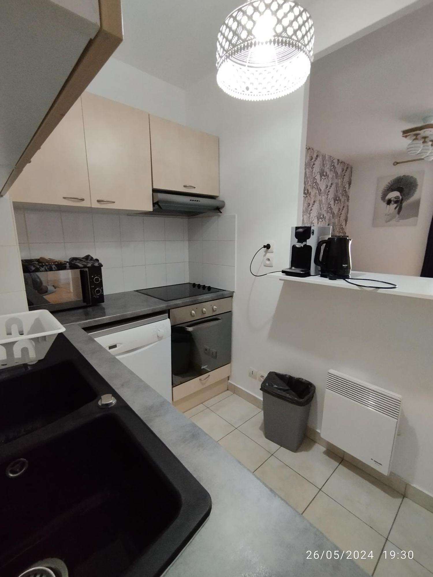Appartement Situe Place Toscane A 5 Min De Disney 세리스 외부 사진